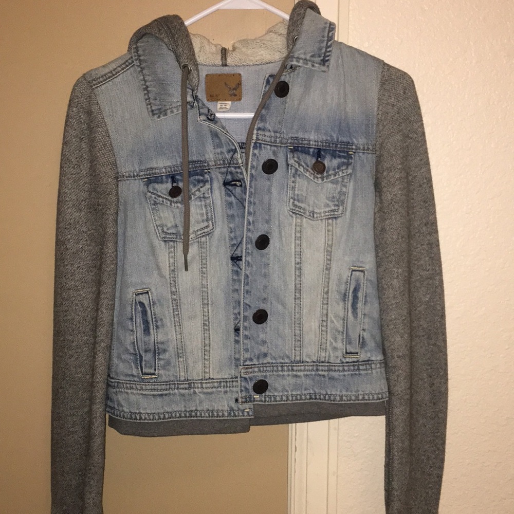 Denim jacket, American eagle